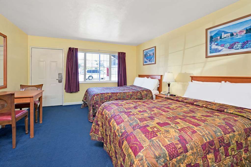 Knights Inn Santa Cruz Rum bild